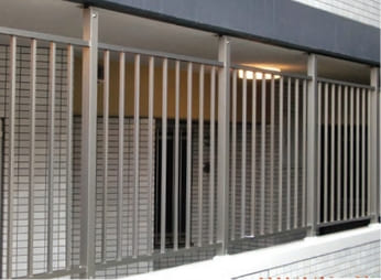 共用廊下 侵入防止柵