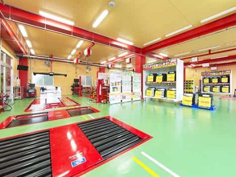 ② 工場 1階内観