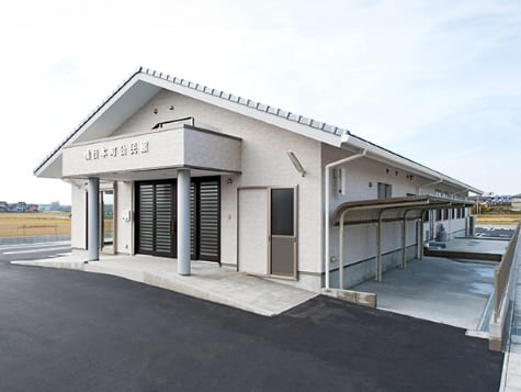 ① 公民館 外観