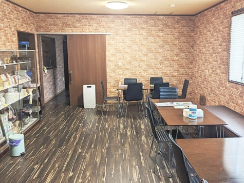 ② ペット供養場 内観