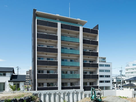 鉄筋コンクリートラーメン構造　7階建 1LDK 15戸 / オーナー住宅併用共同住宅